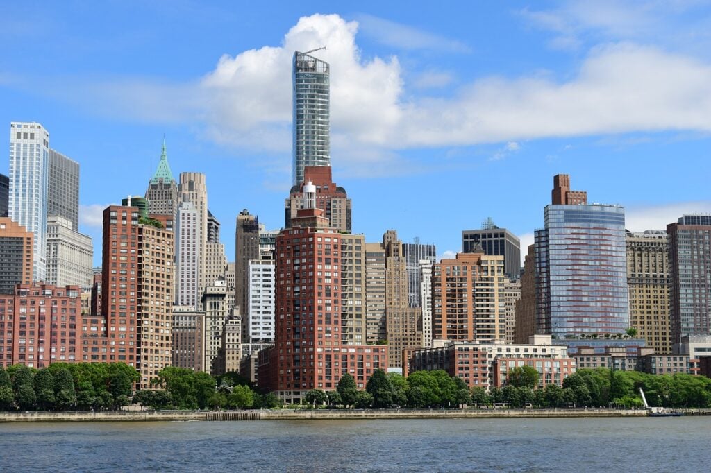 District court confirms arbitral award over objection that confirmation would run contrary to the United States’ public policy in favor of res judicata